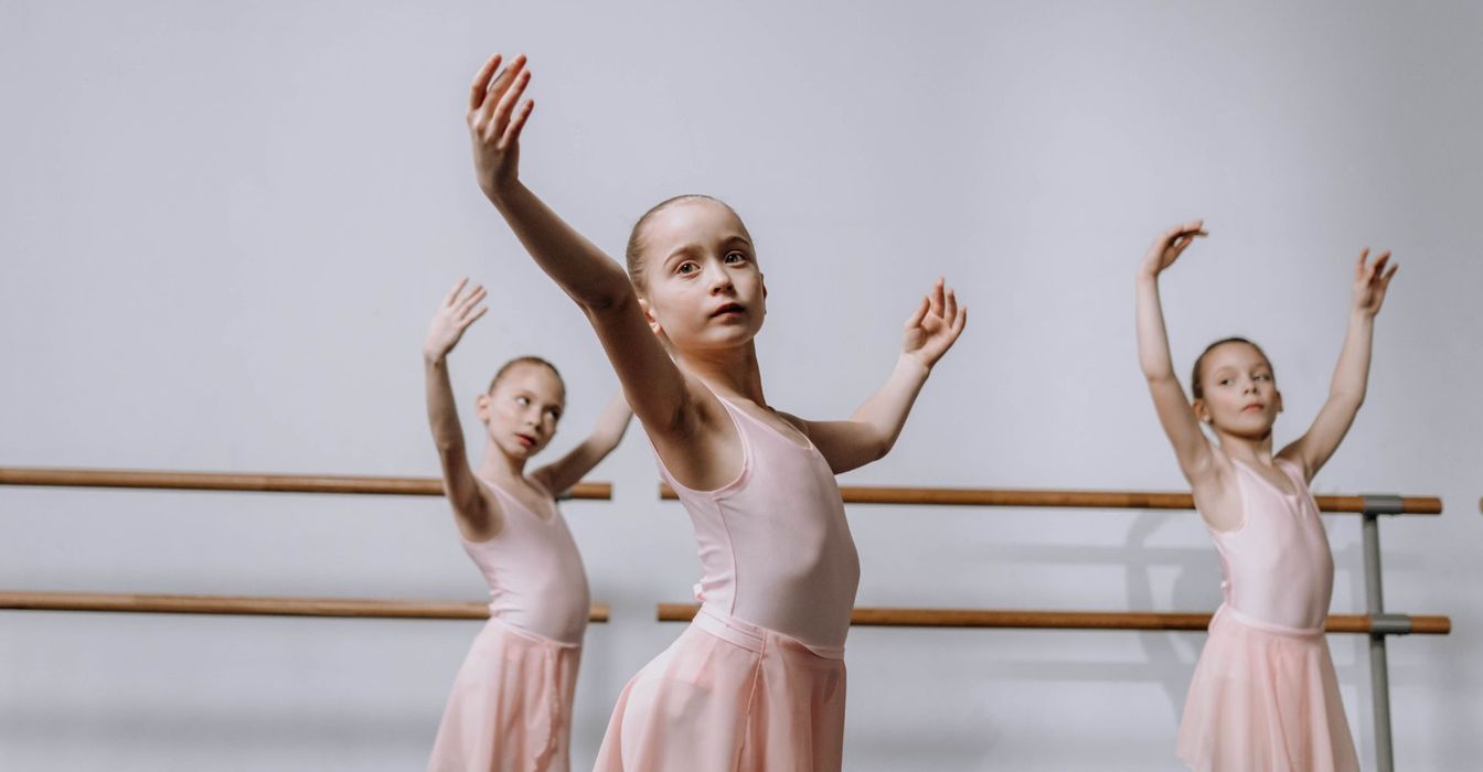 Girls in ballet class