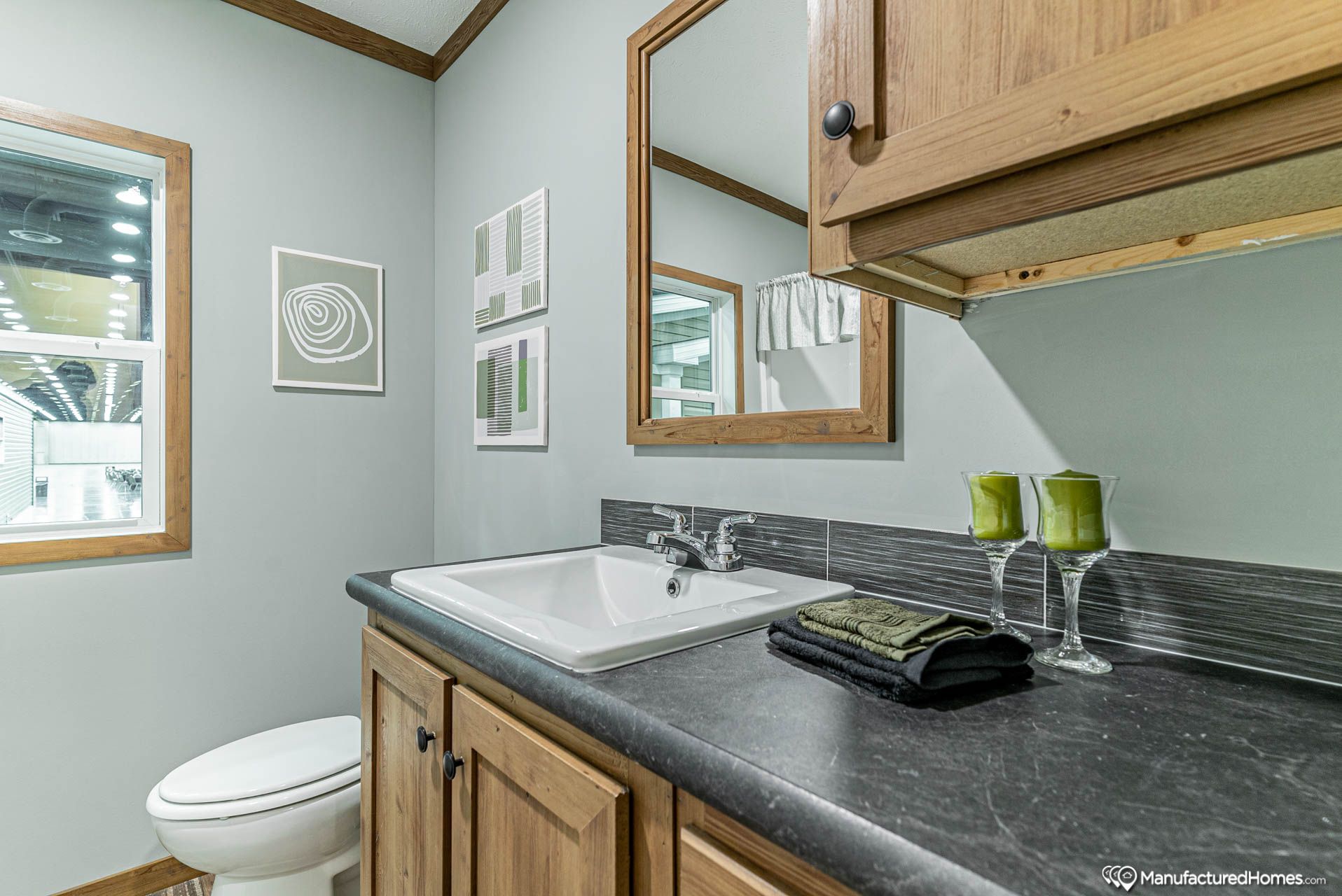 The Excalibur 32644X-bath-7.jpg