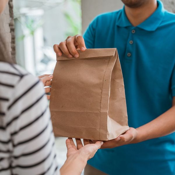 How Ghost Kitchens are Revolutionizing the Food Delivery Industry - Image 1.jpg