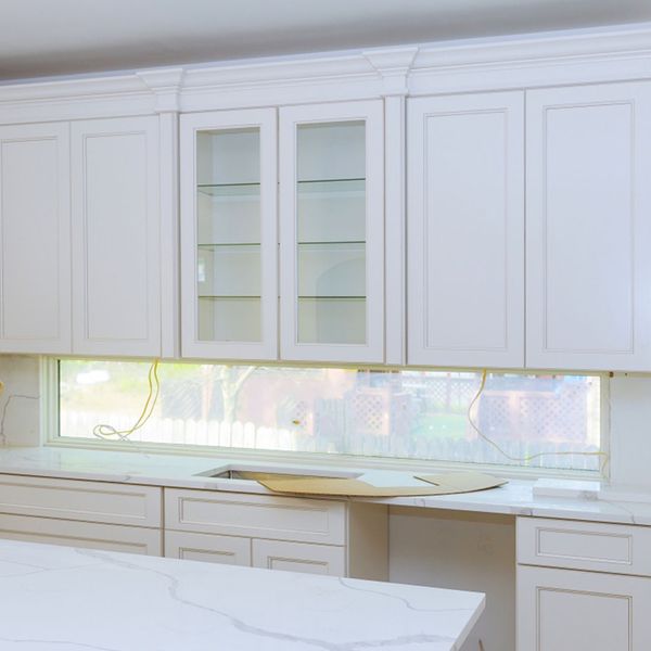light colored kitchen cabinets and counter tops