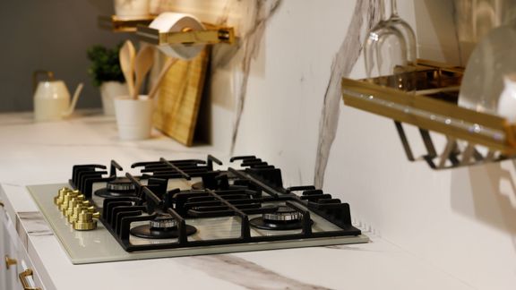 M30516 - Is It Worth Upgrading Your Kitchen Countertop Hero Image.jpg