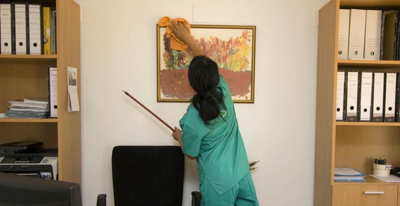 Benefits of Hiring Local Commercial Cleaning Services Hero.jpg
