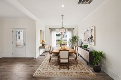 070-platinum-home-collection-montgomery-dining-room-staged.jpg
