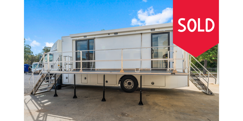 White M&M Trailer SOLD.png