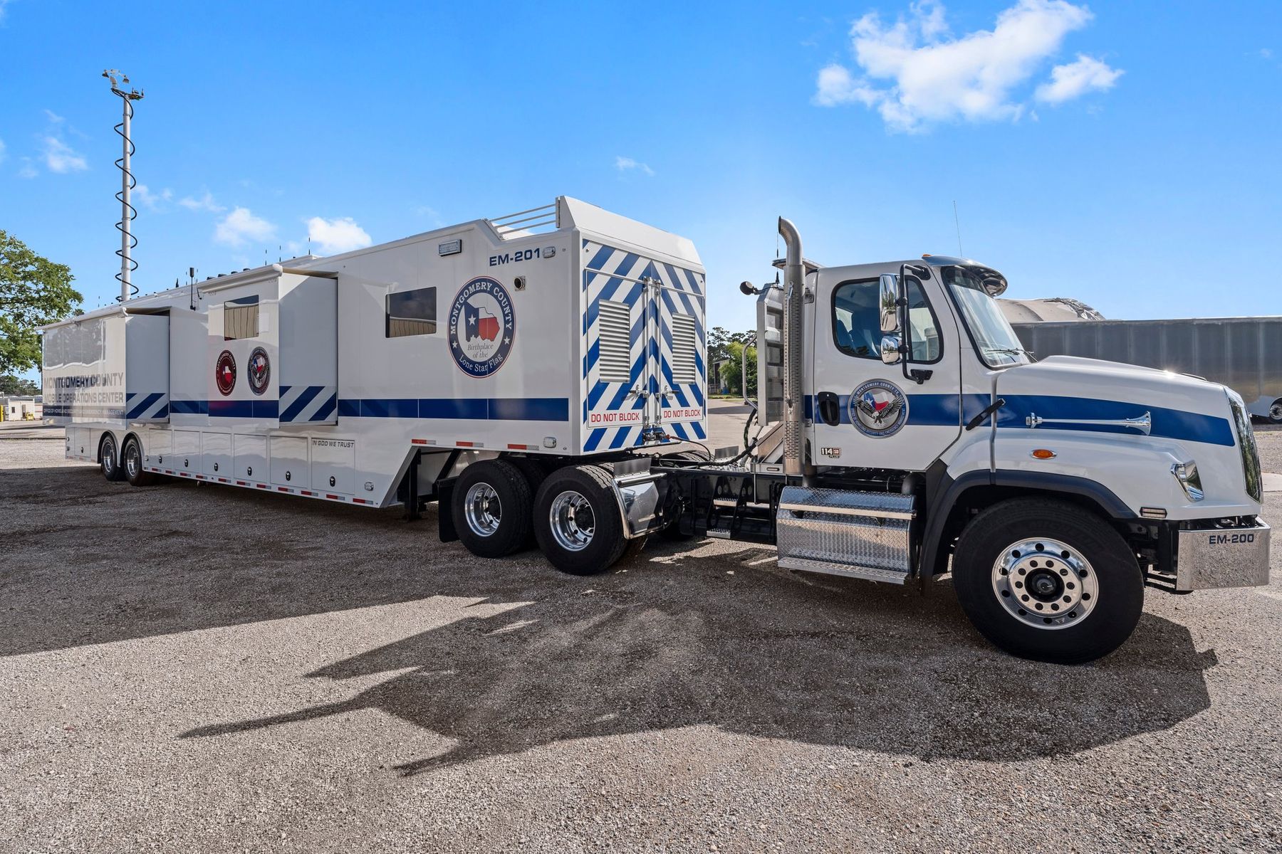 EMERGENCY & GOVERNMENT