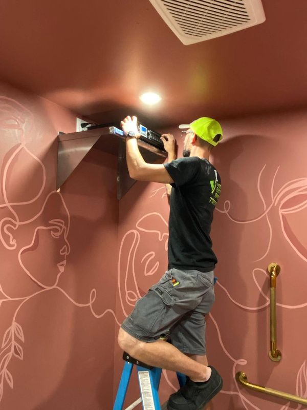 519426679_122152751060633589_6826814988067785326_n (1).jpg