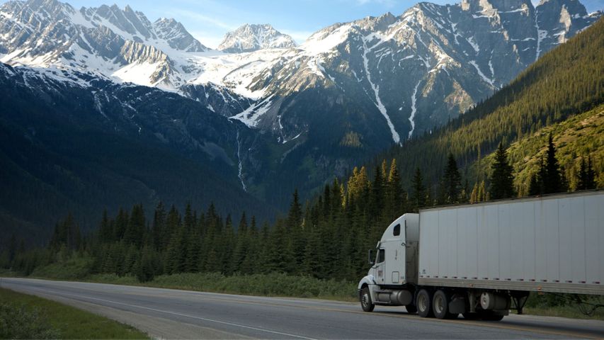 moving truck in Colorado 