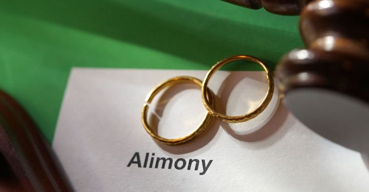 wedding bands on alimony paperwork