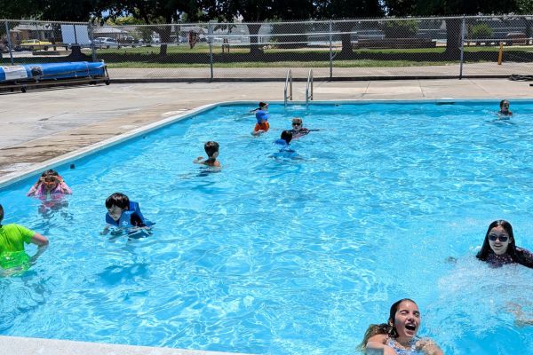 kids at the pool