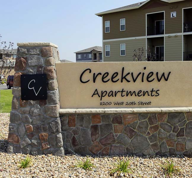 Creekview Apartments sign