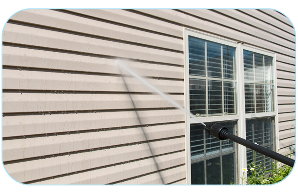 cleaning siding 