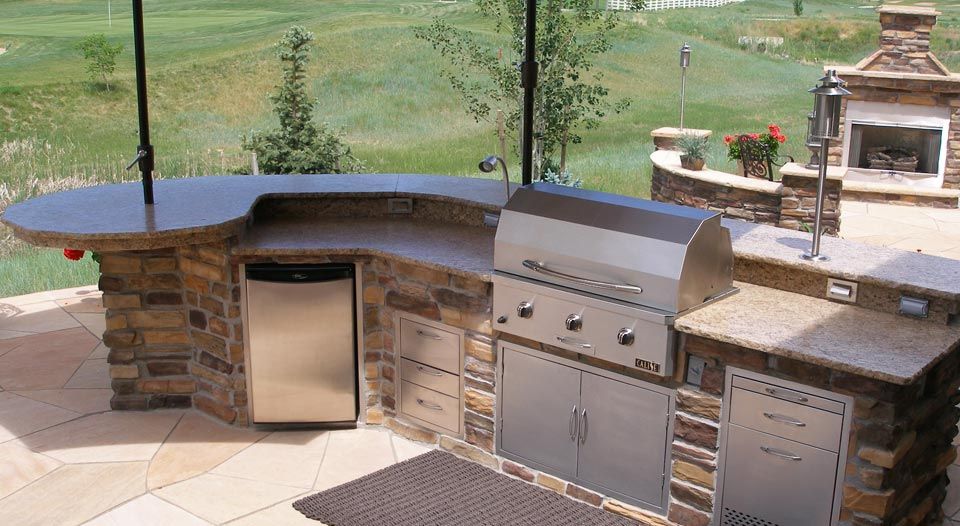 Outdoor-Kitchen-Island-in-Broomfield,-CO.jpg