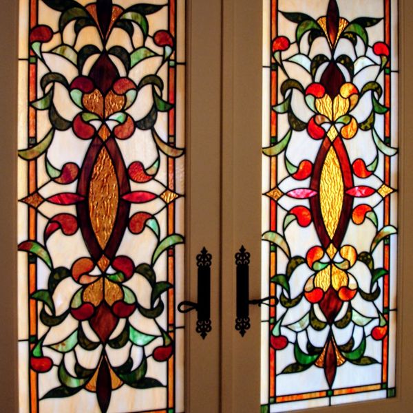 4 Characteristics To Look For In Quality Stained Glass (2).jpg
