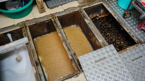 Why You Should Hire a Professional for Your Grease Trap Cleaning - Featured Image.jpg