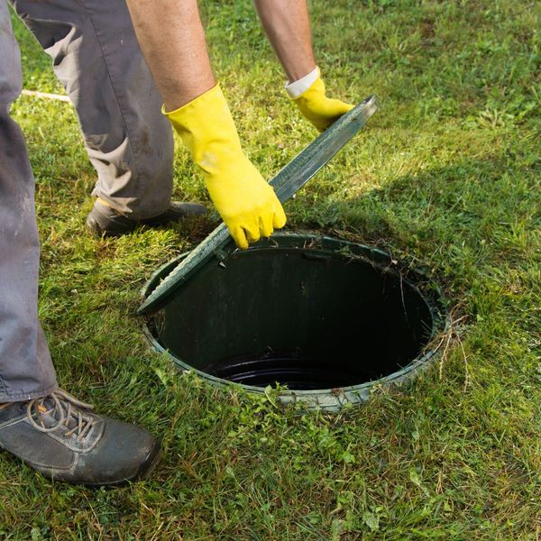 Understanding the Importance of Septic Tank Maintenance 1.jpg