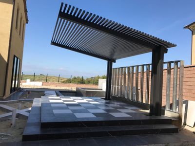 cantilever pergola8.JPG