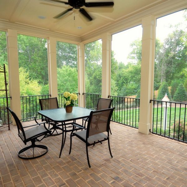 screened-in porch