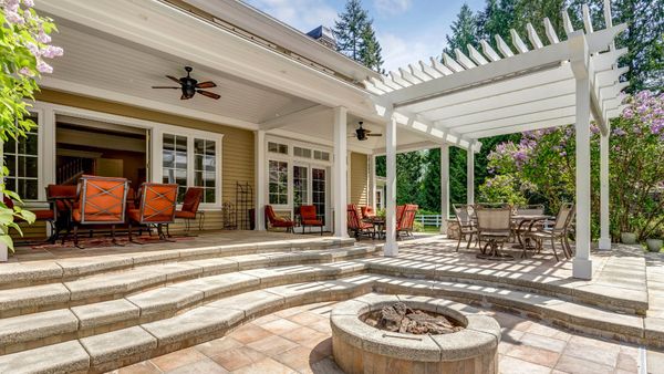 Custom Freestanding Pergola