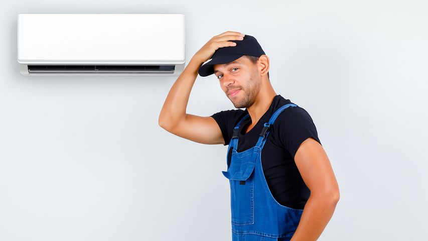 AC Repair in Pembroke Pines – Skilled HVAC Technician at Work