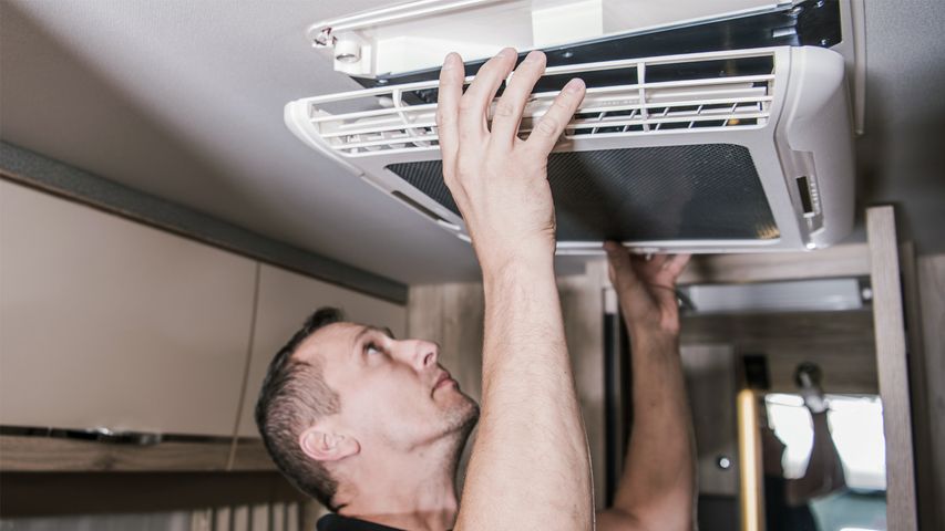 AC replacement installation in South Florida home