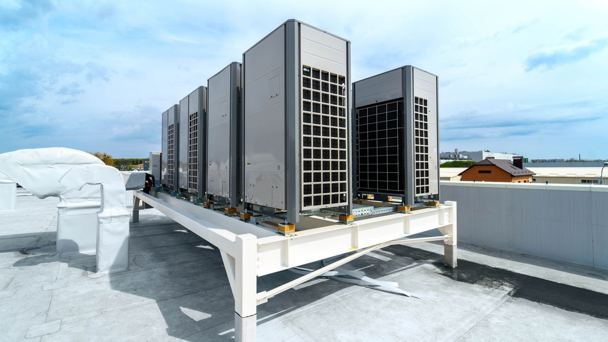 Daikin VRV Outdoor Units Installed on Rooftop in South Florida