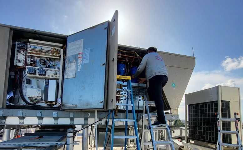Expert Air Conditioning Service in Florida HVAC Systems