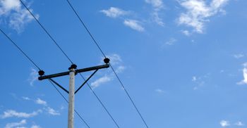 Common Issues That Can Occur With Powerlines Featured Image.jpg