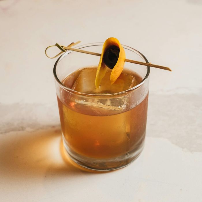 Four Nashville Themed Drinks For Your Wedding4.jpg