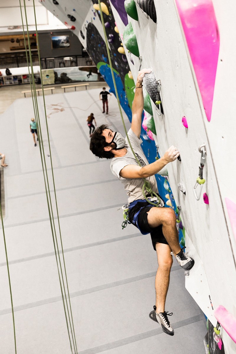 Climber-with-mask-at-Whetstone-Climbing-Gym-Fort-Collins-CO.jpg