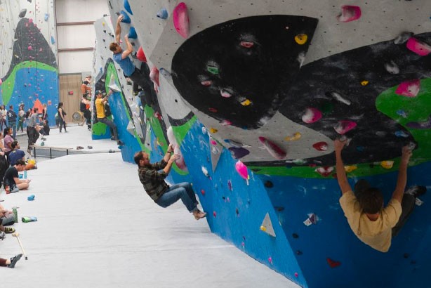 whetstone-climbing-gym-fort-collins.jpg