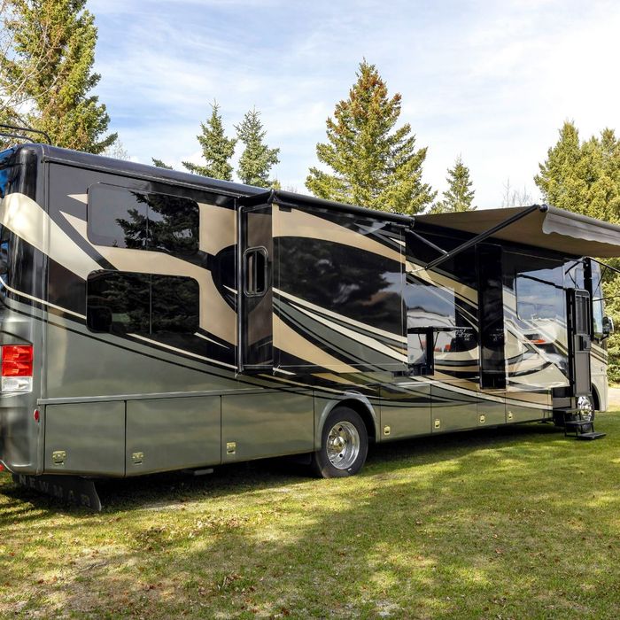 What to Look for When Selling Your Camper for Cash - Image 3.jpg