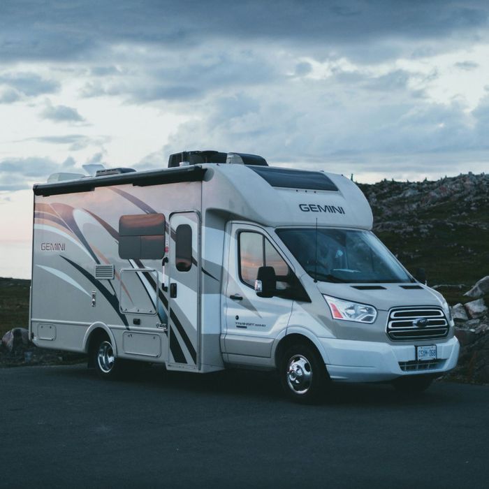 What to Look for When Selling Your Camper for Cash - Image 4.jpg
