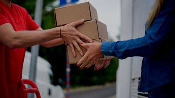 driver delivering packages