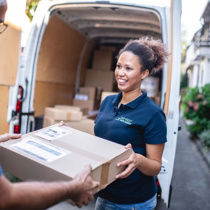 driver delivering package