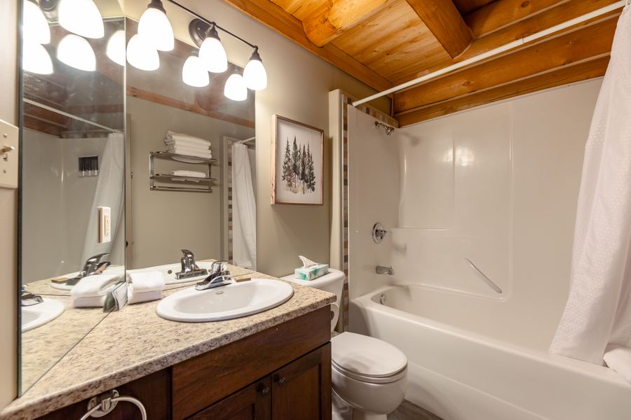 Overlander-Chalet 120-Feb 2026-25.jpg