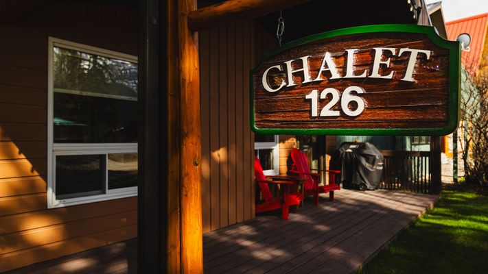 Seasonal Stays The Best Time to Book a Chalet at Overlander Mountain Lodge header.jpg