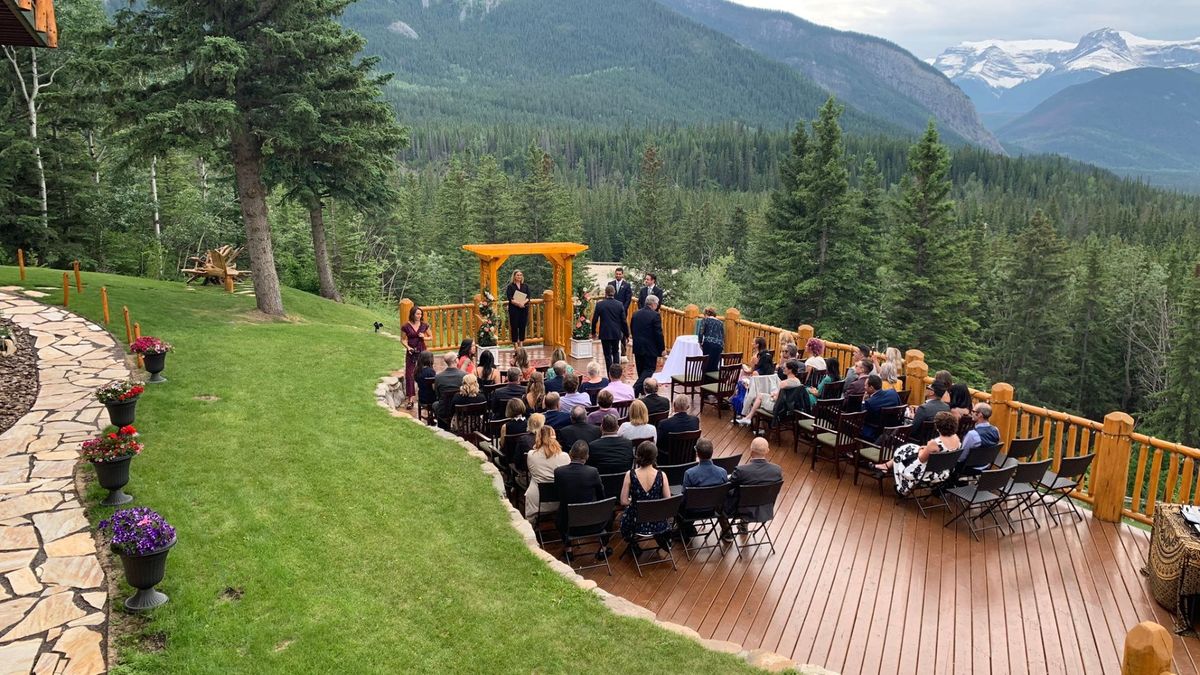 Benefits of Having Your Wedding At Overlander Mountain Lodge header.jpg