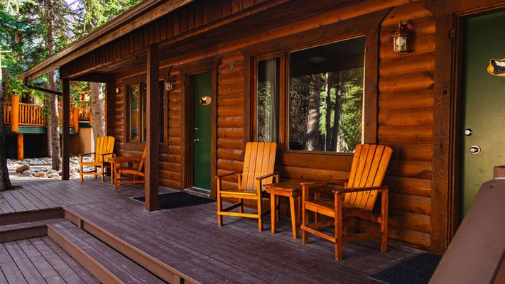 How to Pick the Perfect Hotel For Your Vacation header.jpg