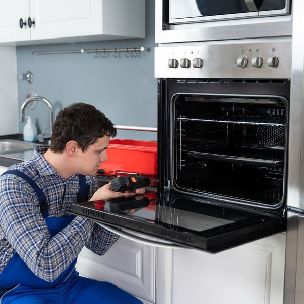 Repair or Replace Your Oven 2.jpg