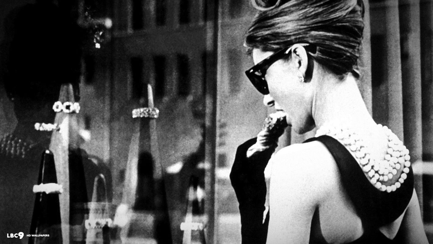 Tiffany-Co-Audrey-Hepburn-5aedba9b4c7f9.jpg
