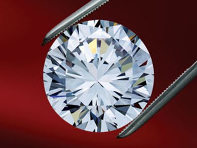 DIAMONDS & ENGAGEMENT RINGS