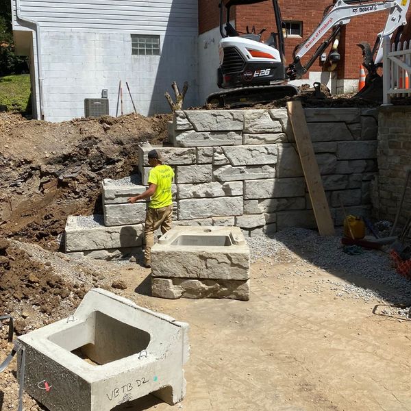 installing retaining wall after excavation