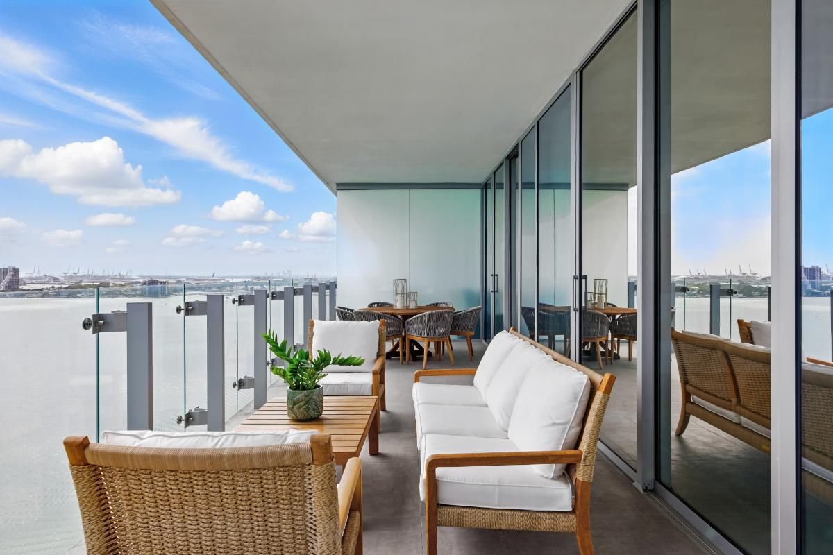 777 NE 26th Terrace_1oakstudios_29.jpg