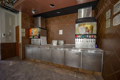 1575 N 52nd St-17 (1).jpg