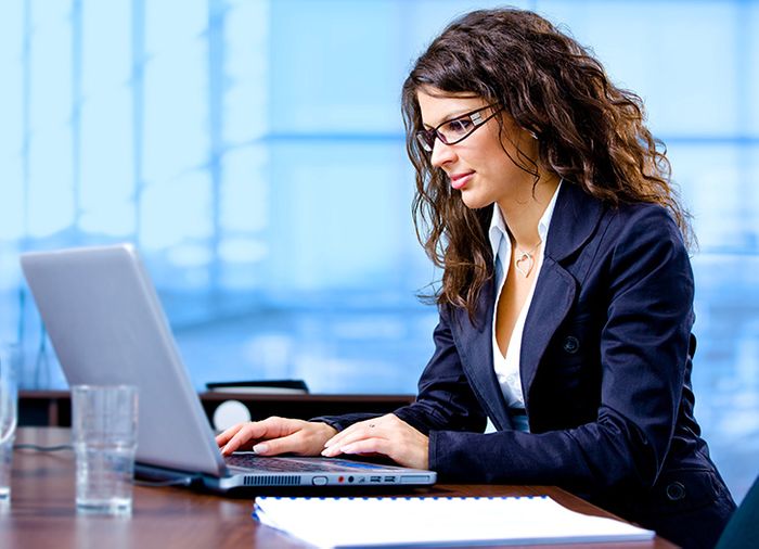 Image of a woman on the computer