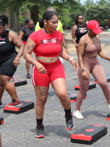 XTREME HIP-HOP STEP AEROBICS