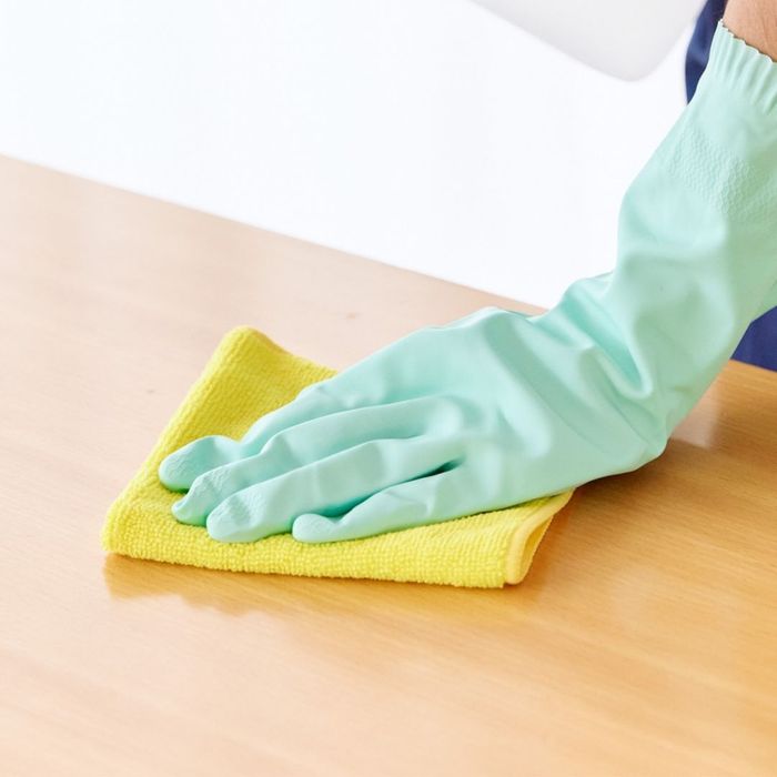common area table cleaning