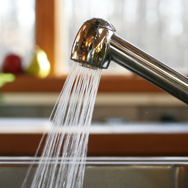 running sink faucet