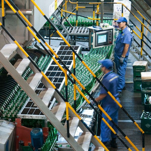 people in manufacturing warehouse