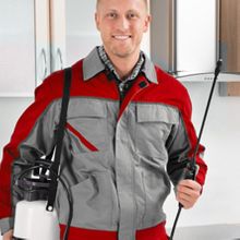 Image of a pest control worker